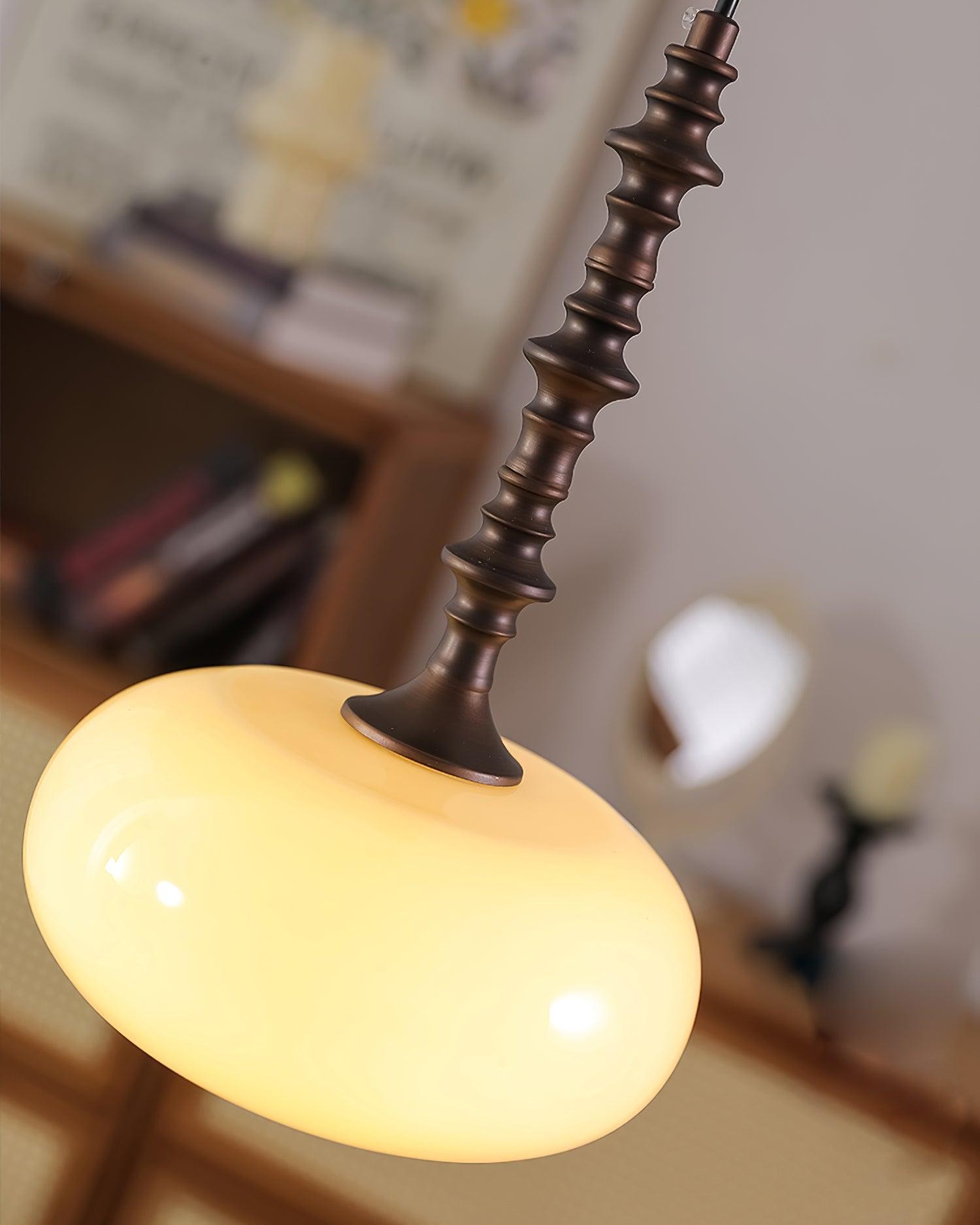Moderne eenvoudige crèmekleurige gladde kleine hanglamp HL451