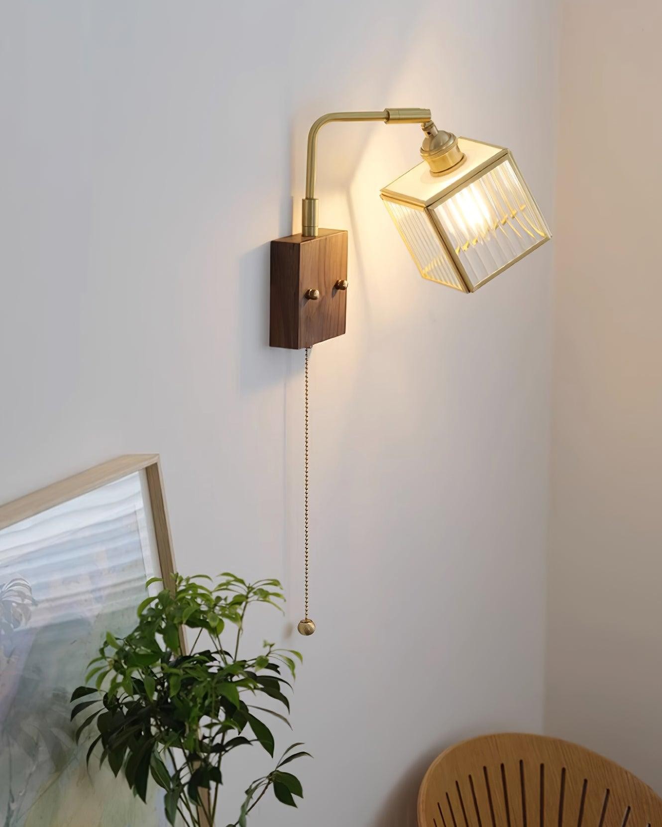Vierkante glazen verstelbare houten wandlamp HL671