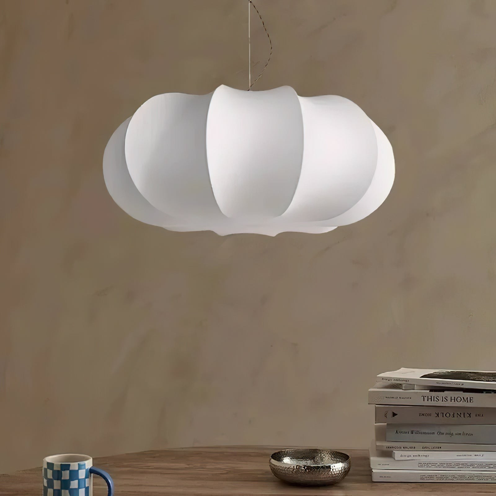 Moderne creatieve platte ronde zijden hanglamp HL660