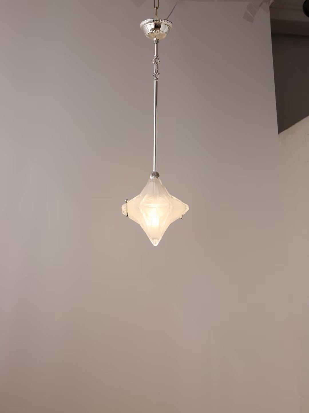 Art Deco Astris Elara Star hanglamp - hanglamp van matglas met geometrische stijl HL1792