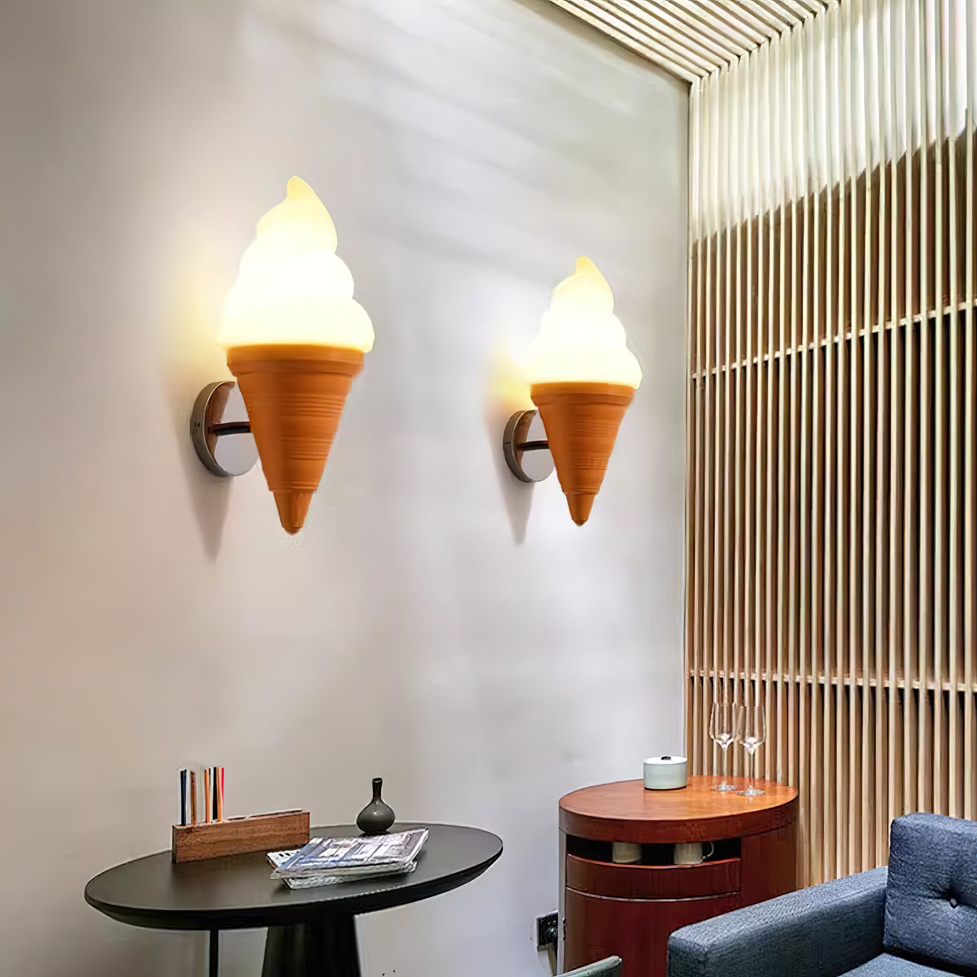 Eenvoudige ijsjeswandlamp HL1186