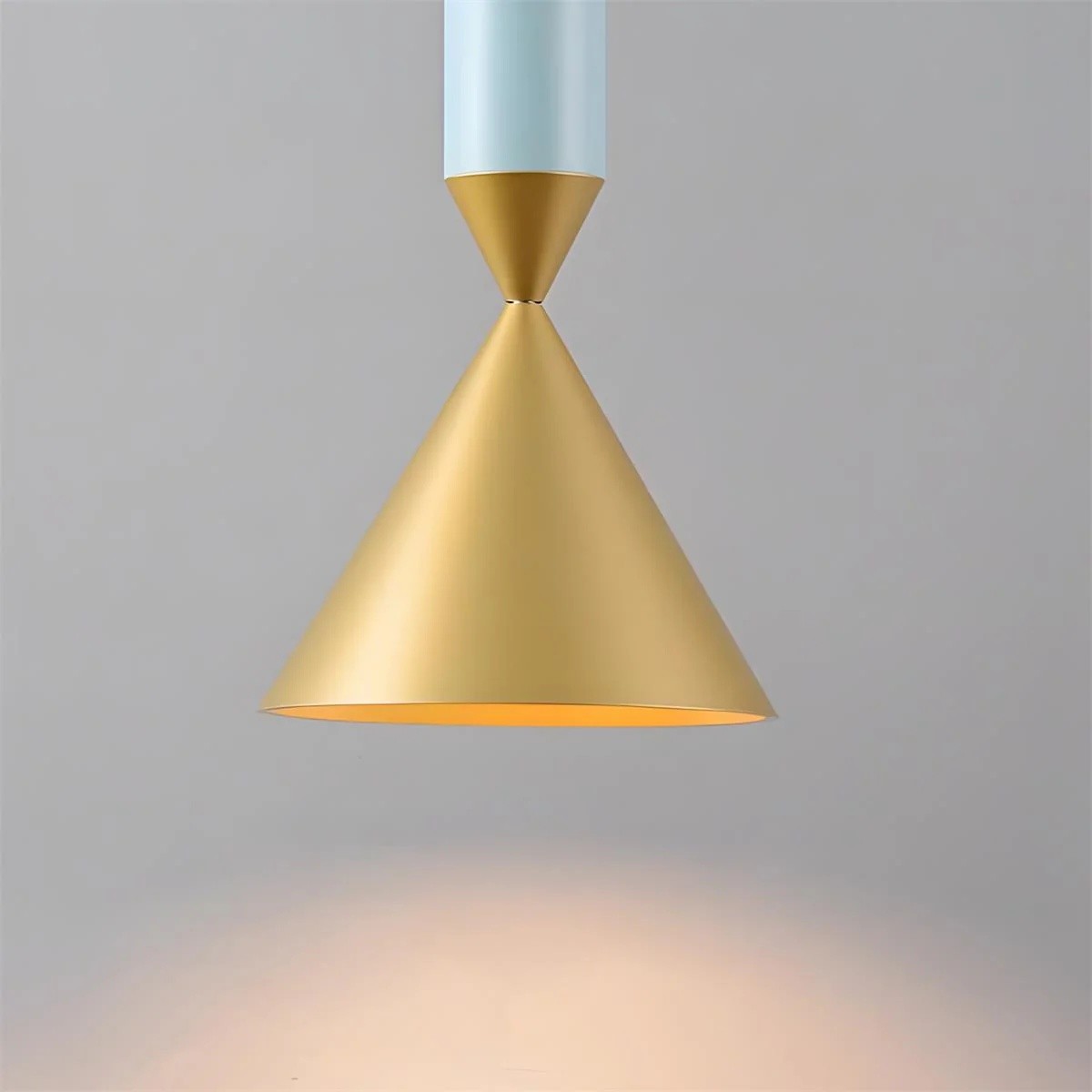 Vertara Minimal Cone Pendant Light – Strakke architectonische hanglamp voor eetkamer en keuken HL2531