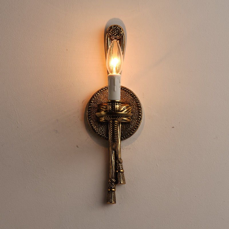 Wandlamp van gegoten messing HL3137