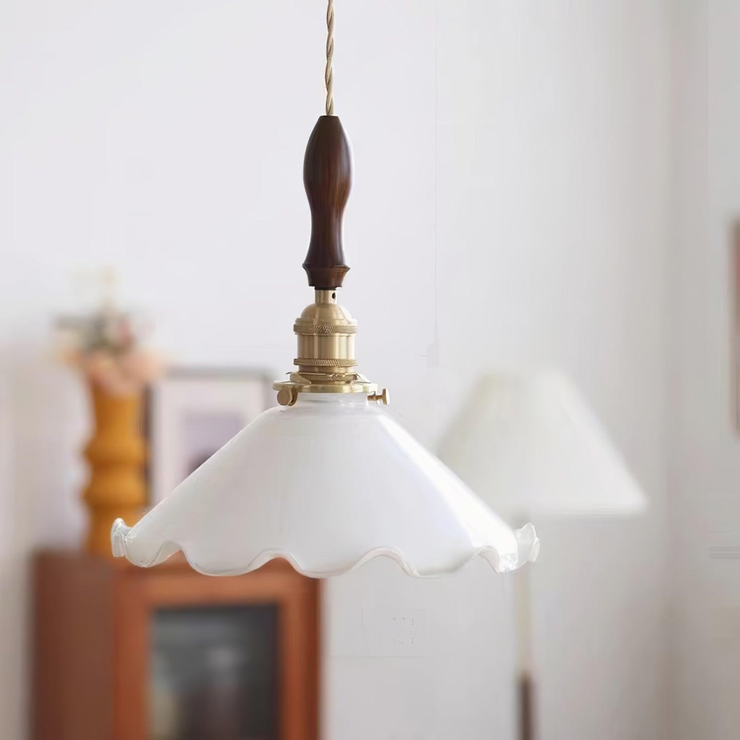 Vintage witte glazen hanglamp met rok HL428