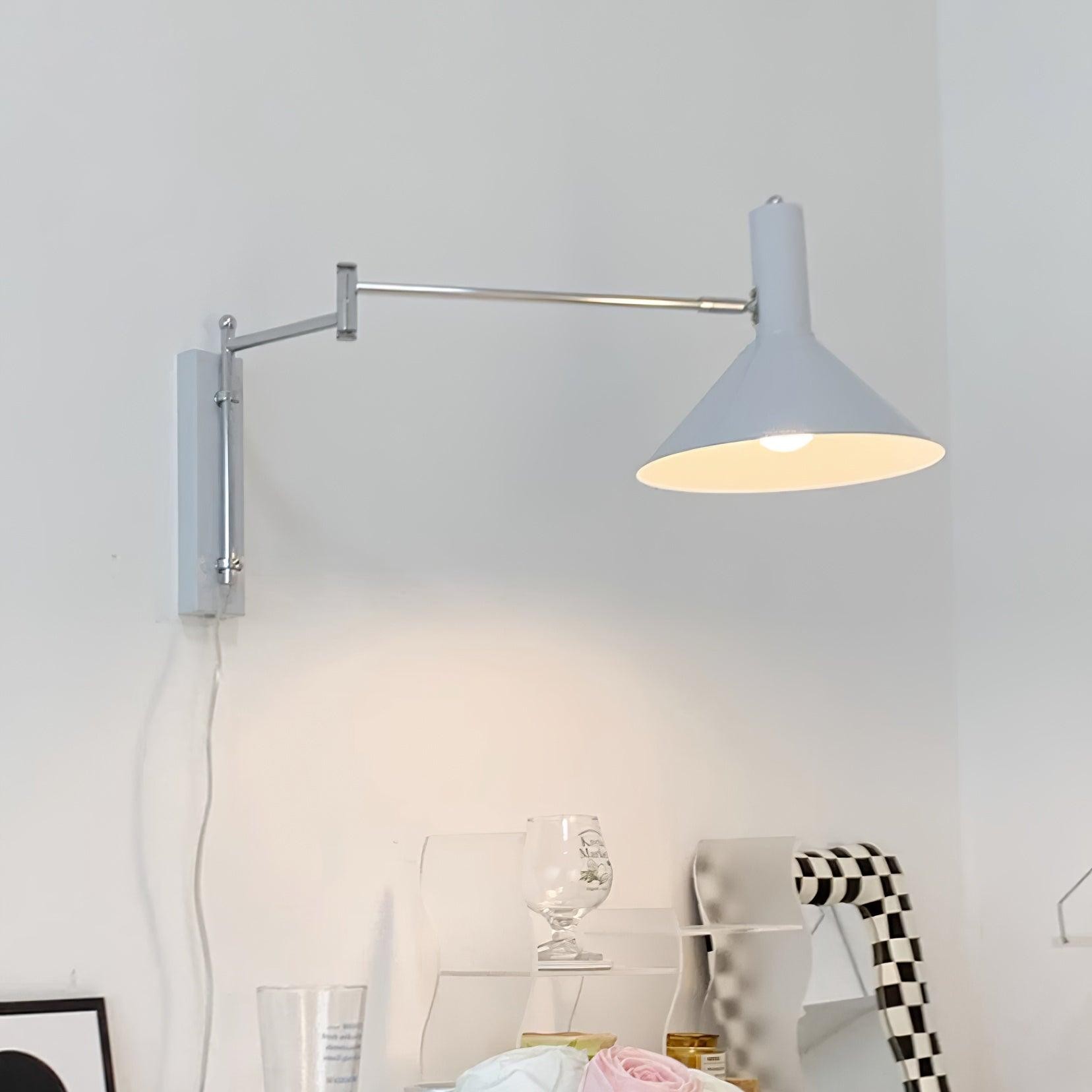 Klassieke moderne verstelbare leeslamp met zwenkarm HL630