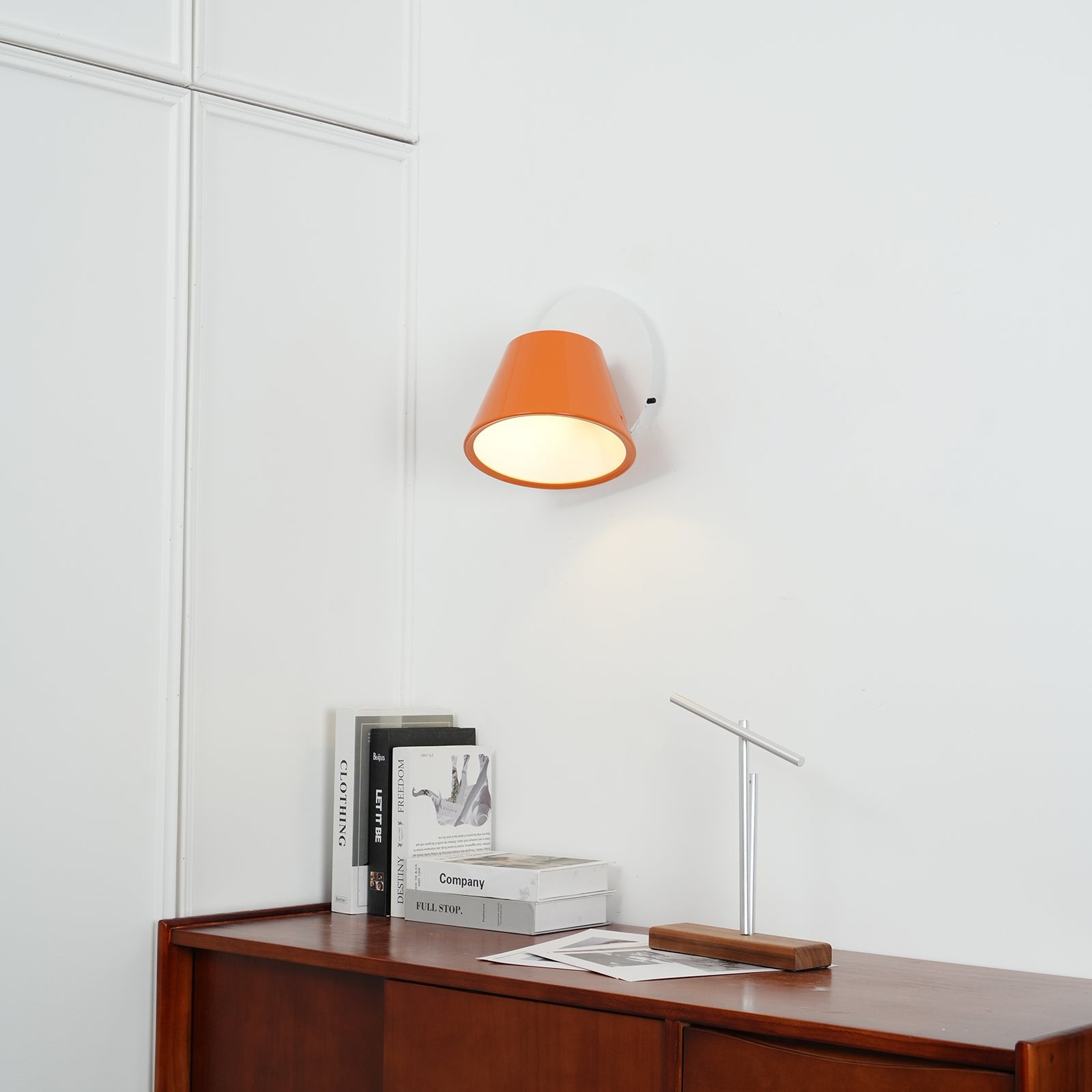 Eenvoudige leeslamp voor aan het bed in de slaapkamer HL478