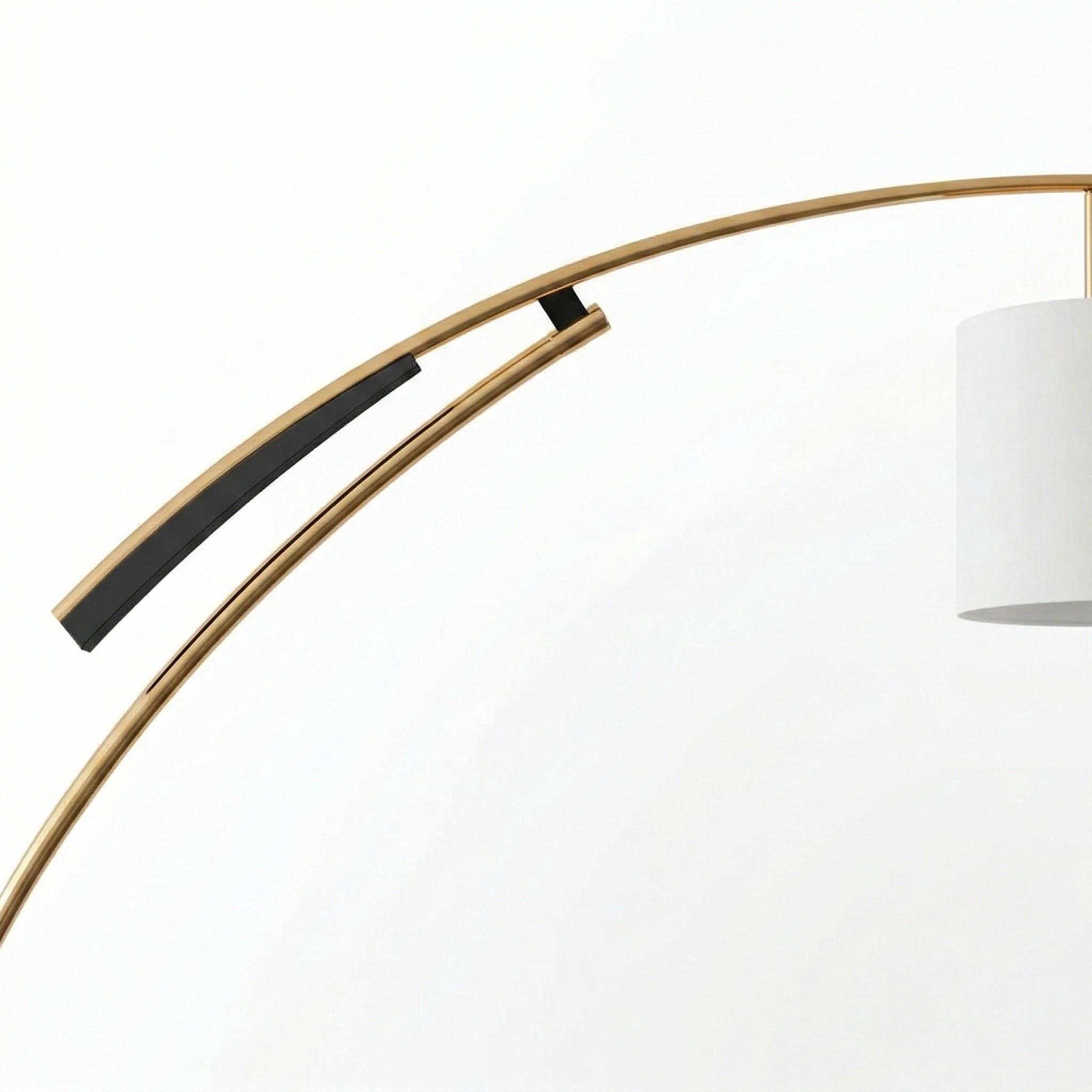 AstraLoop Moderne Boogvormige Stoffen Vloerlamp - Elegant, Slank, Gebogen Metalen Ontwerp voor Interieurs HL2480