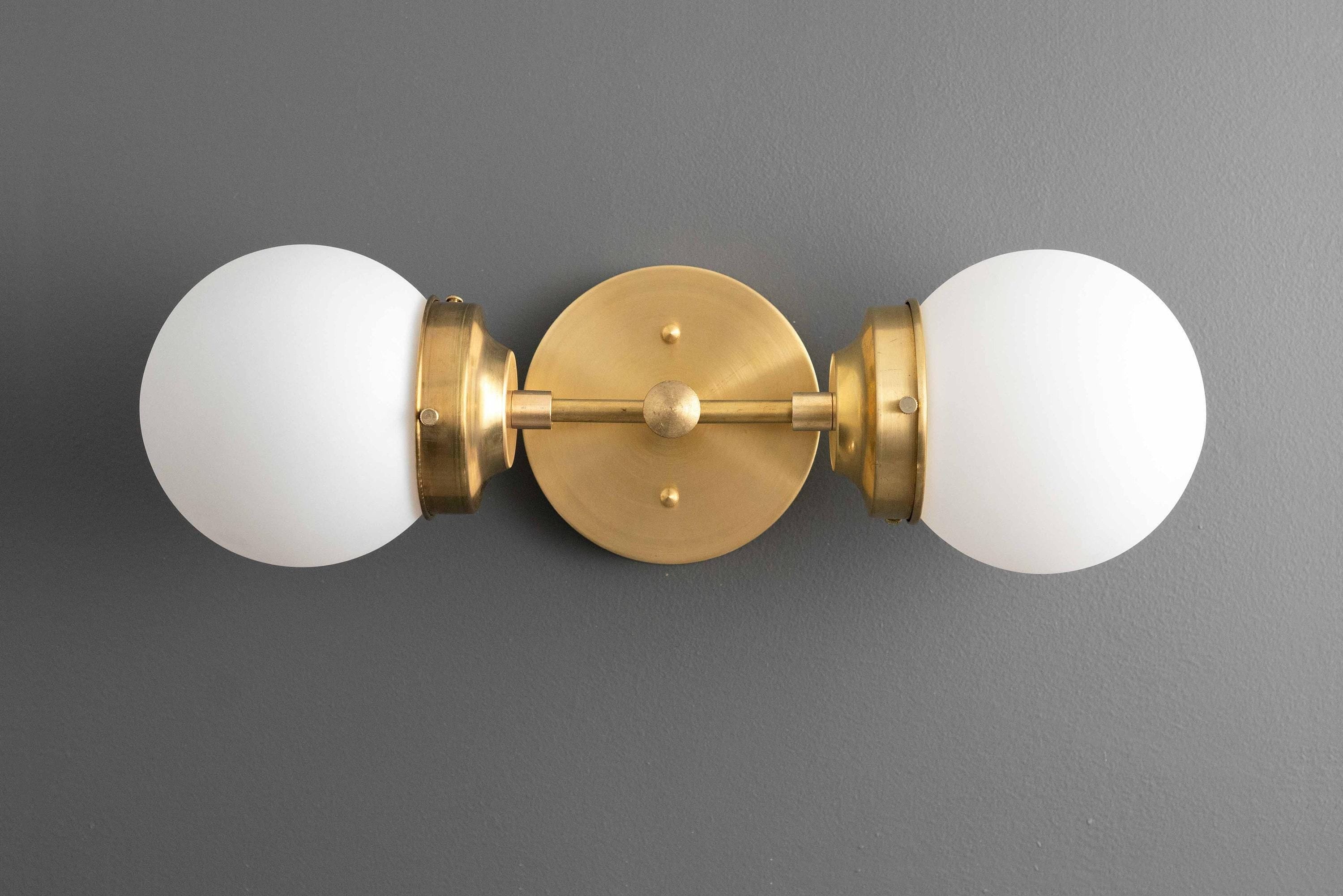 Lumio Globe moderne geometrische wandlamp - badkamermeubelverlichting met twee lampen HL1708