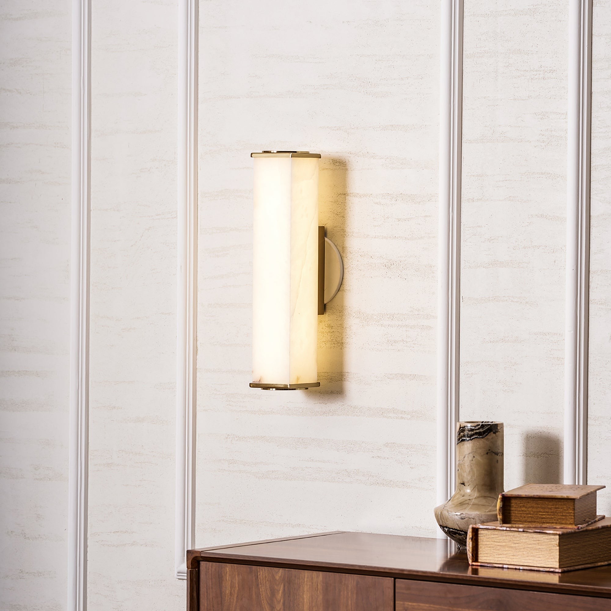 Kubusvormige albasten wandlamp HL2951
