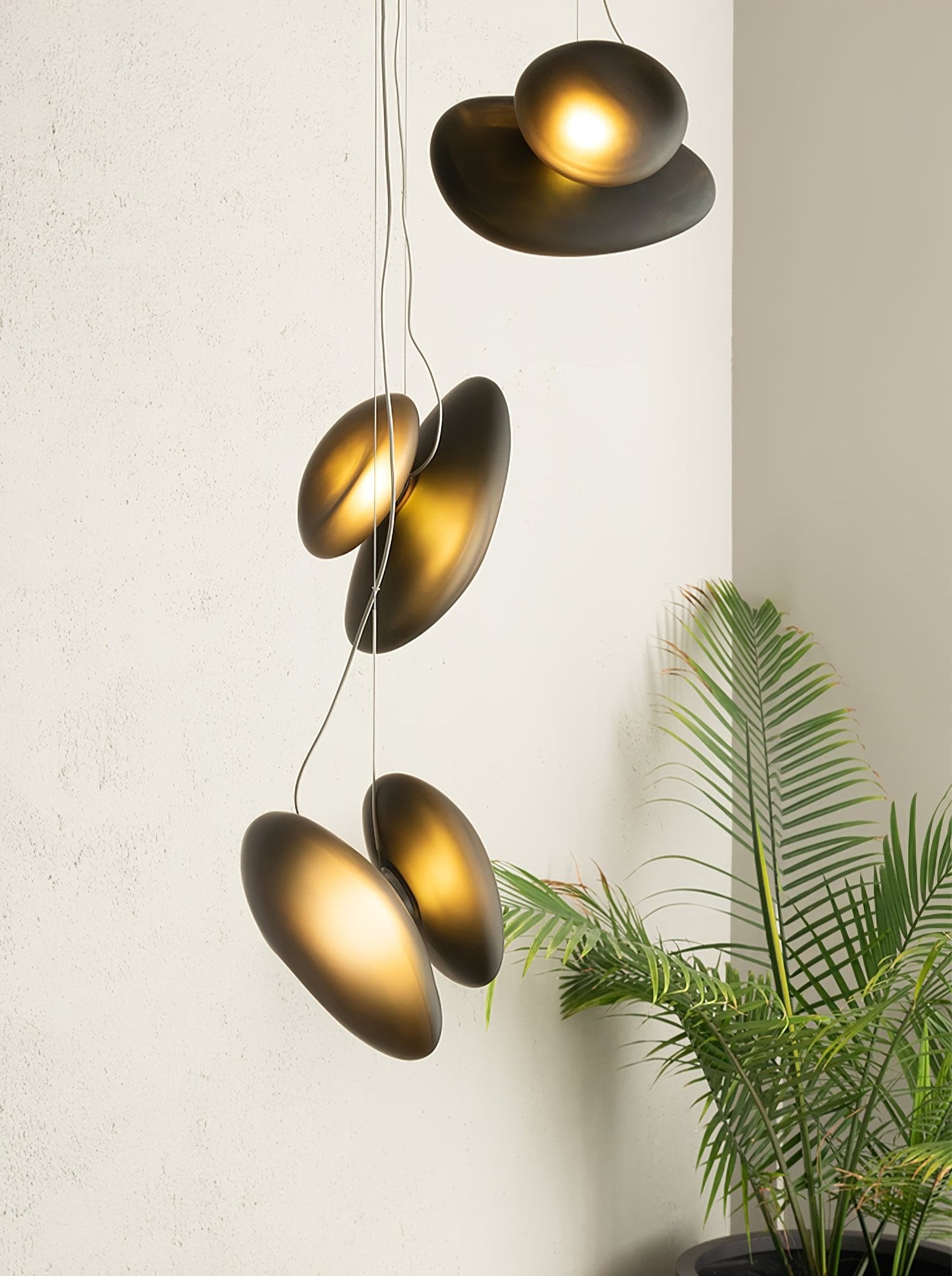 Doorschijnende hanglamp van matglas HL867