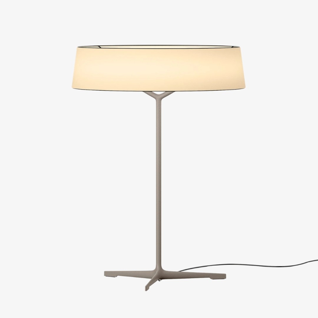 Delvara Moderne Decoratieve Tafellamp - Bureaulamp met Metalen Voet en Perkamenten Kap voor Nachtkastje HL2485