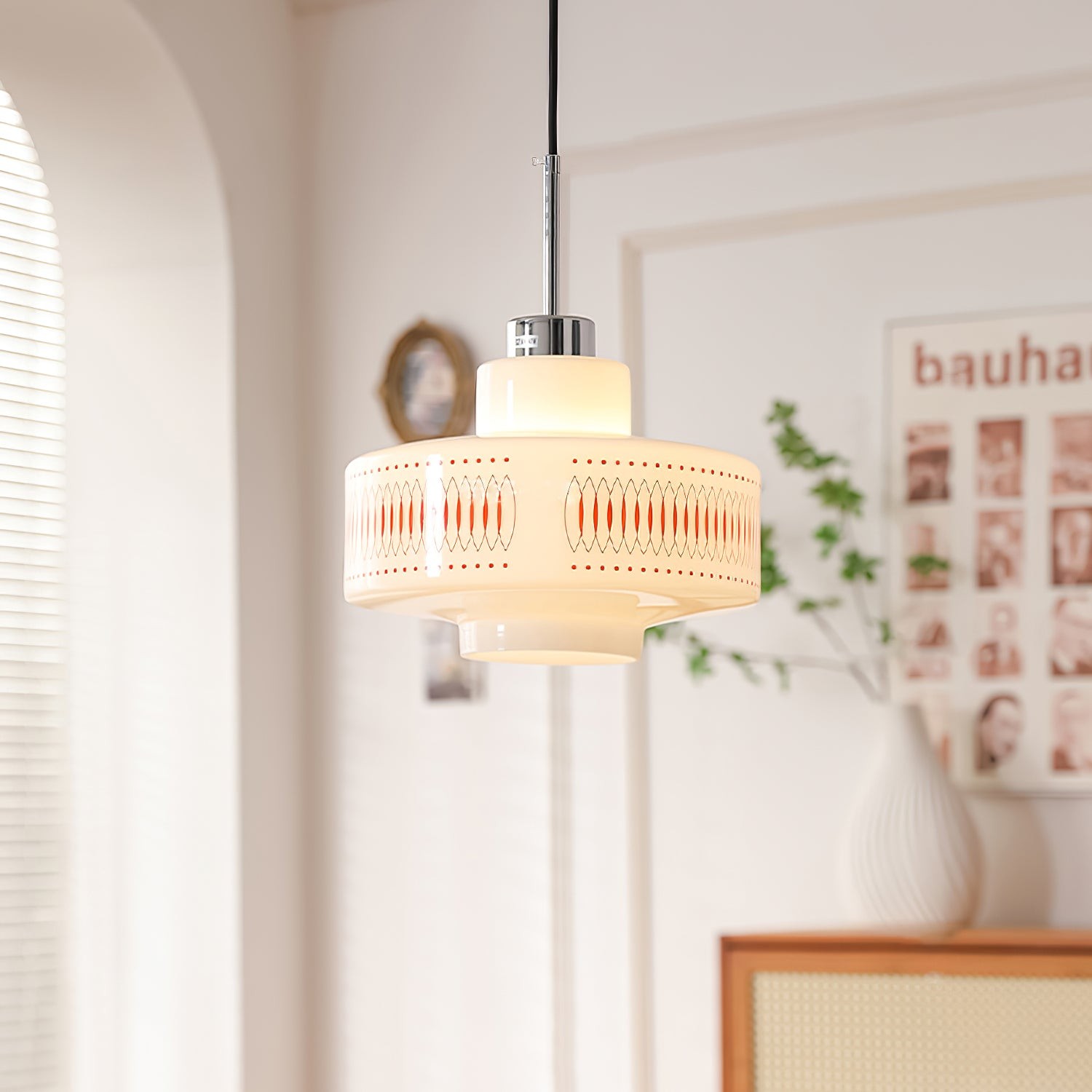 Moderne glazen hanglamp in de vorm van een kalebas HL354