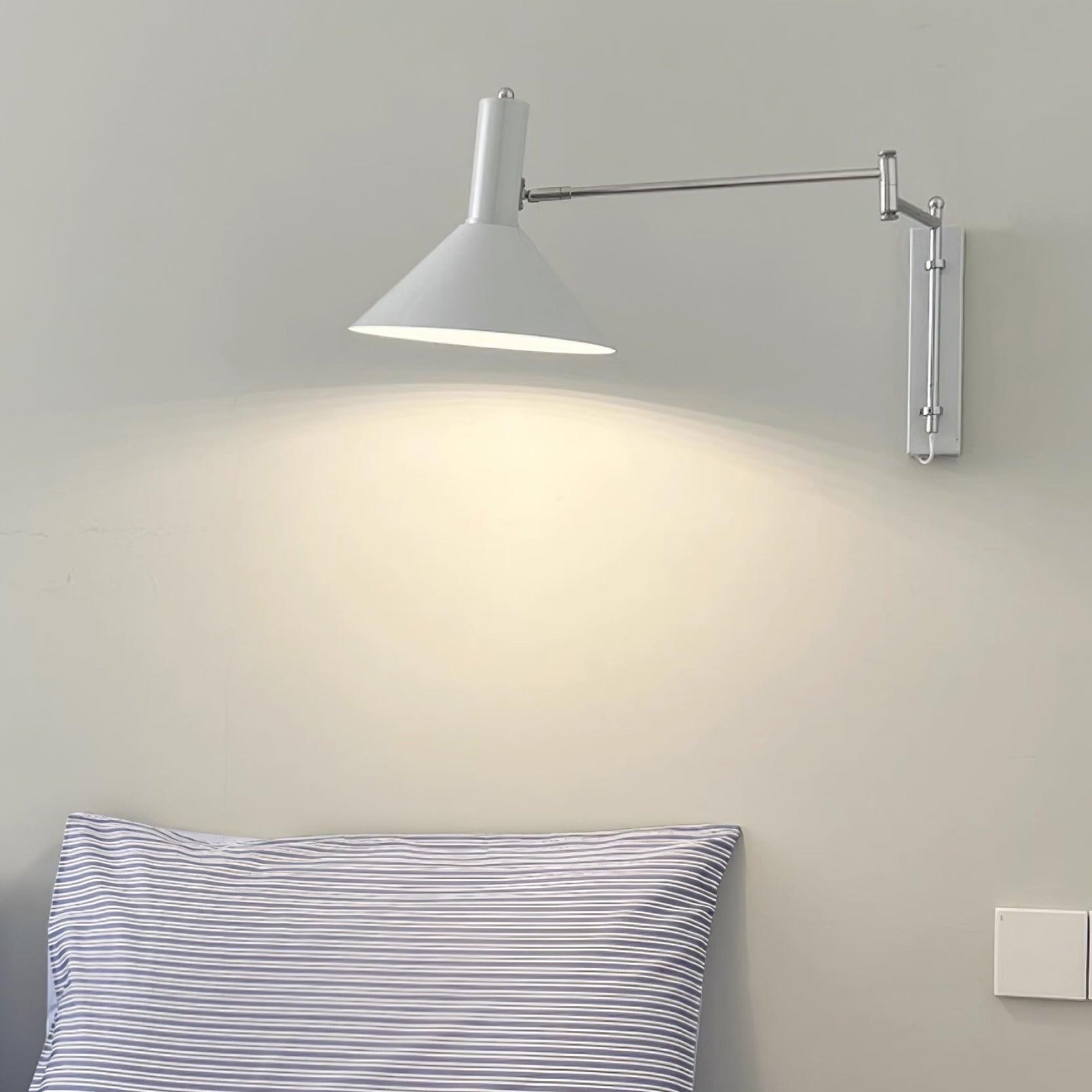 Klassieke moderne verstelbare leeslamp met zwenkarm HL630