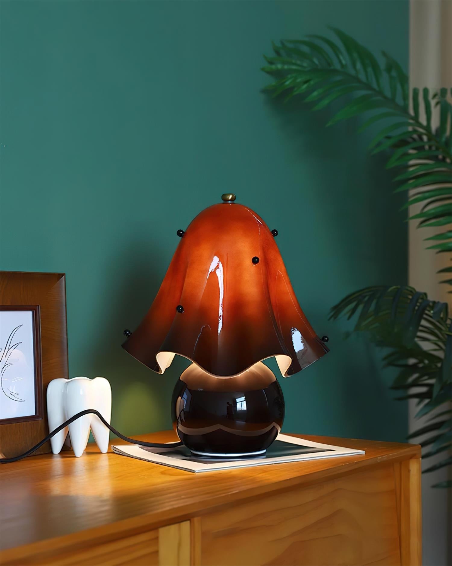 Bellina Decoratieve Tafellamp - Sculpturale Klokvormige Bloemvorm HL1644