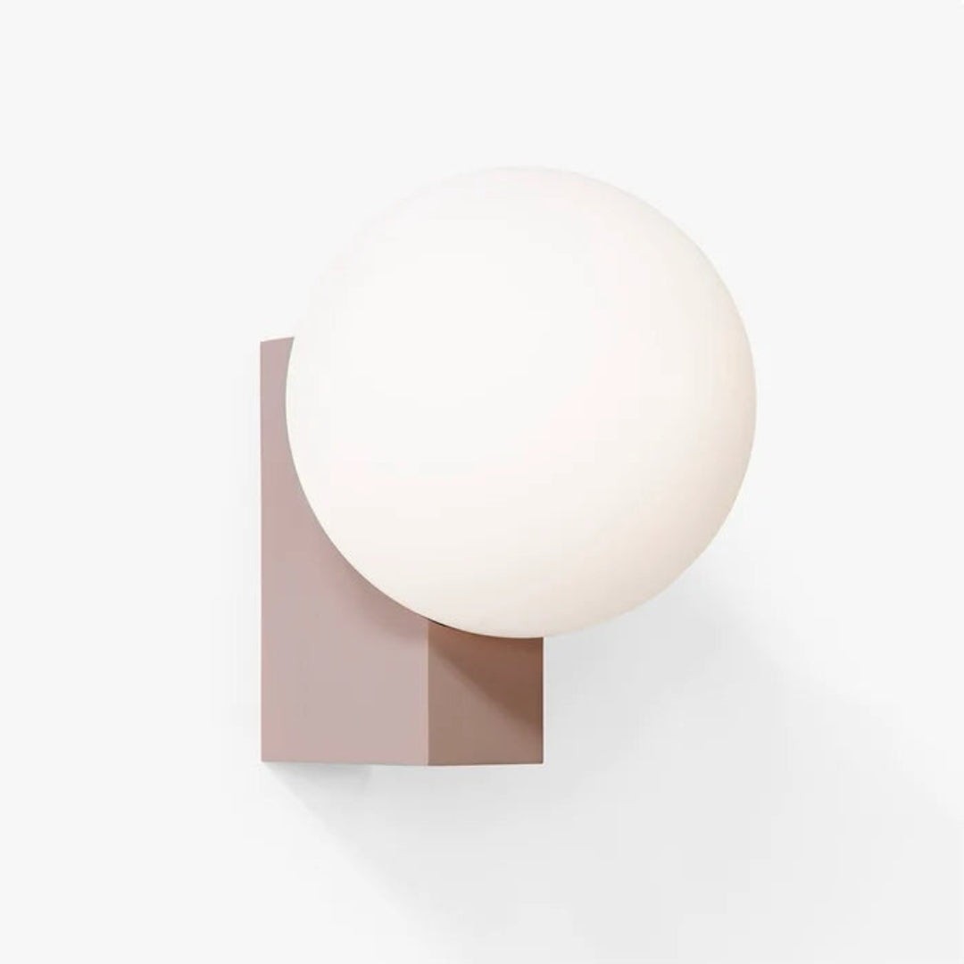 Minimalistische bolvormige wandlamp HL558