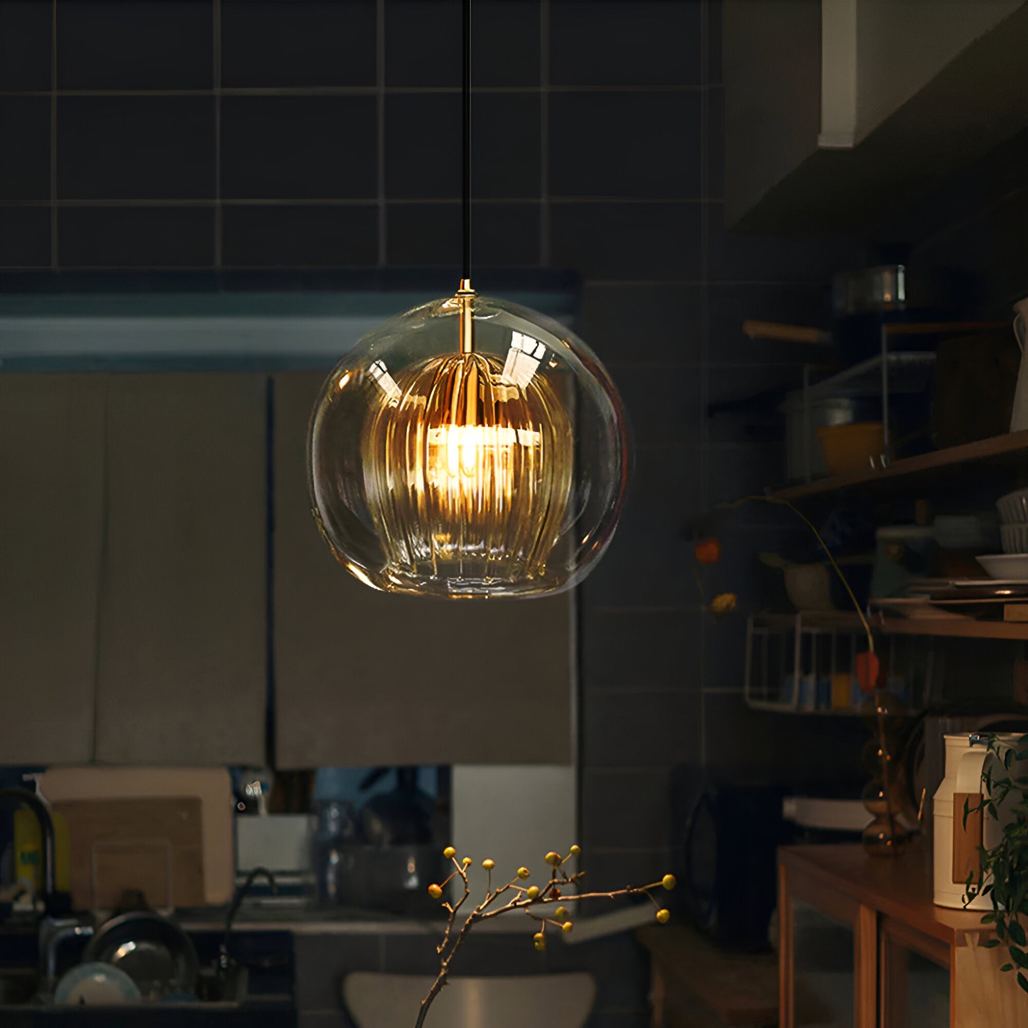 Retro glazen bolvormige hanglamp HL1290