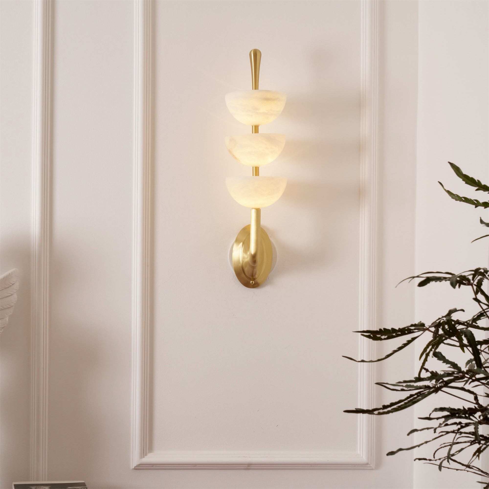 Drievoudige albasten wandlamp HL3118