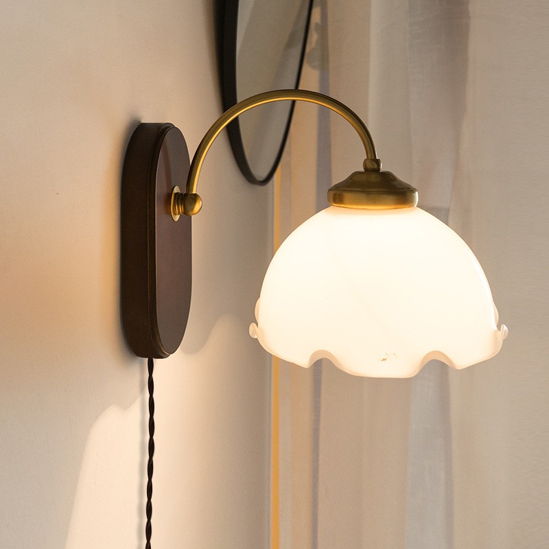 Mid Century Vintage Bloem Glazen Wandlamp HL24