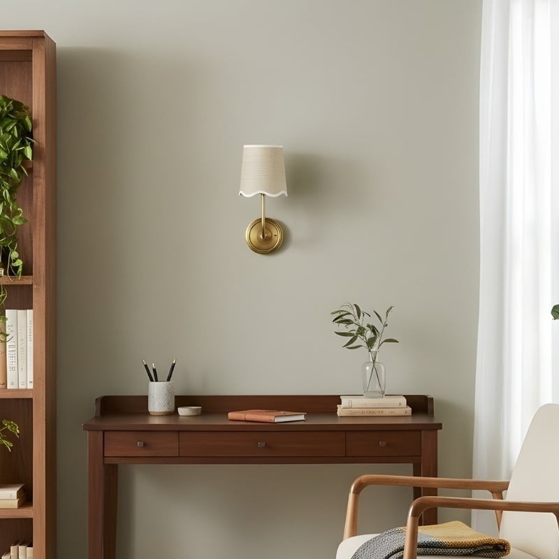 Glissum Moderne Wandlamp van Metaal en Linnen met Zachte, Gediffuseerde Kap voor Hal of Entree HL2320