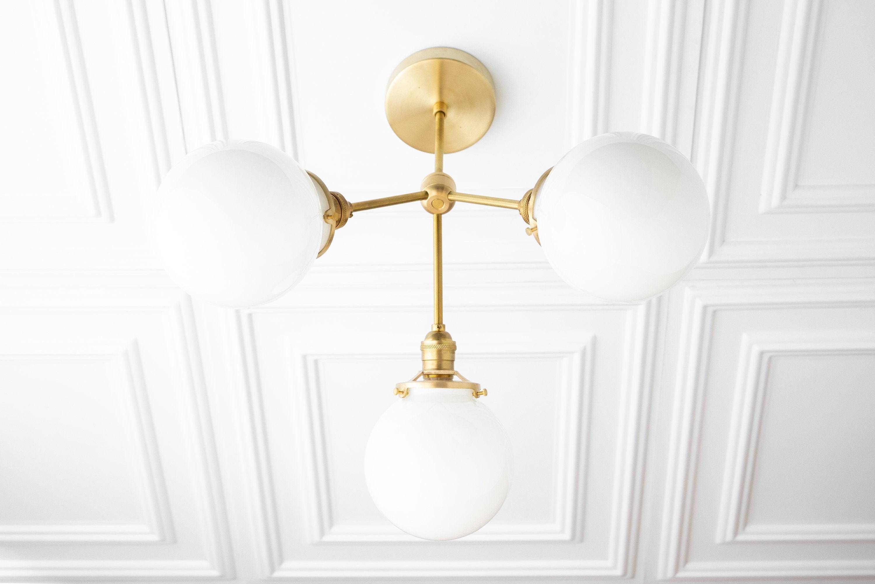 Glorica Glazen Kroonluchter - Messing Bolvormige Plafondlamp met Opaal Kap HL1692
