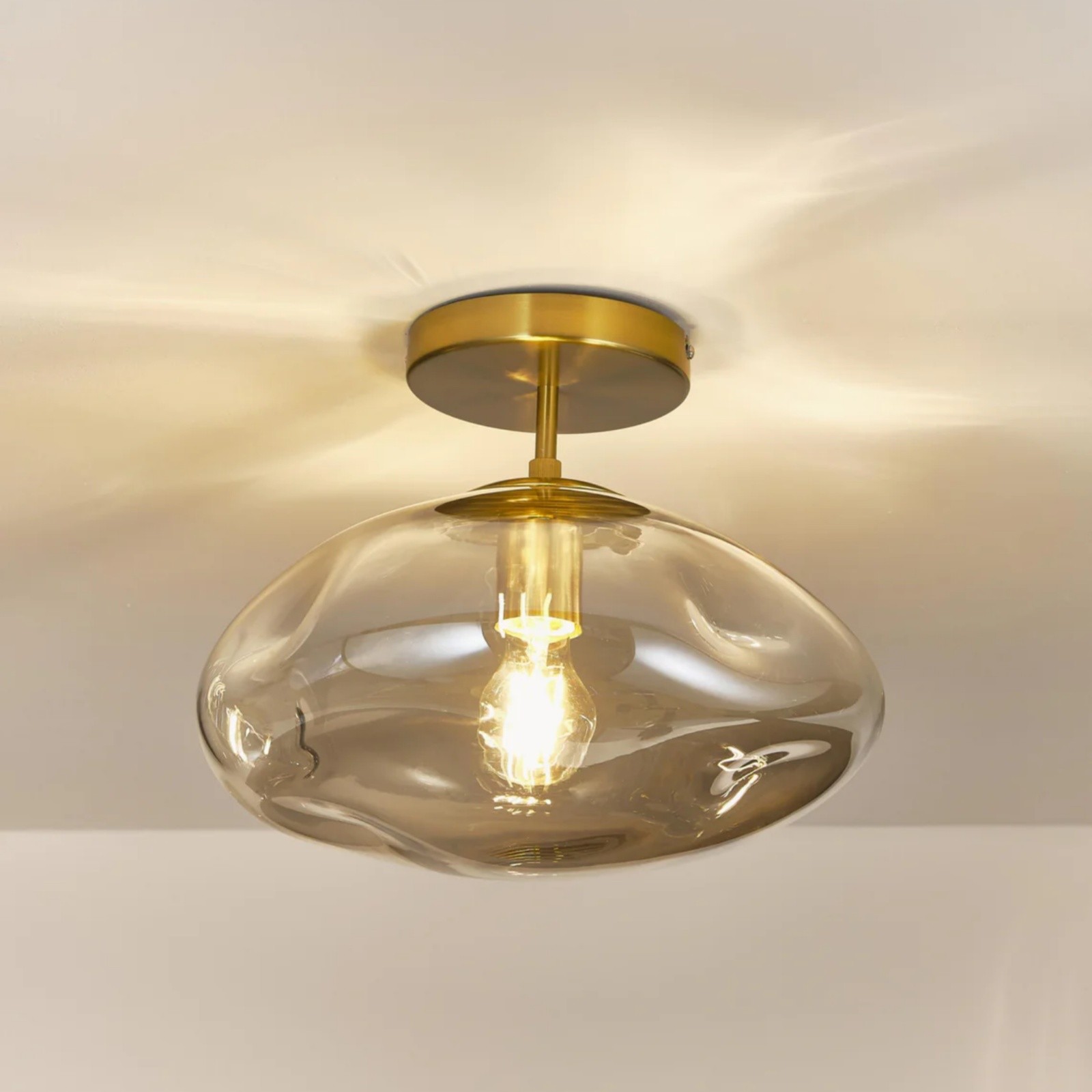 Moderne plafondlamp van chroomspiegelglas - minimalistische stijl voor woonkamer HL1054