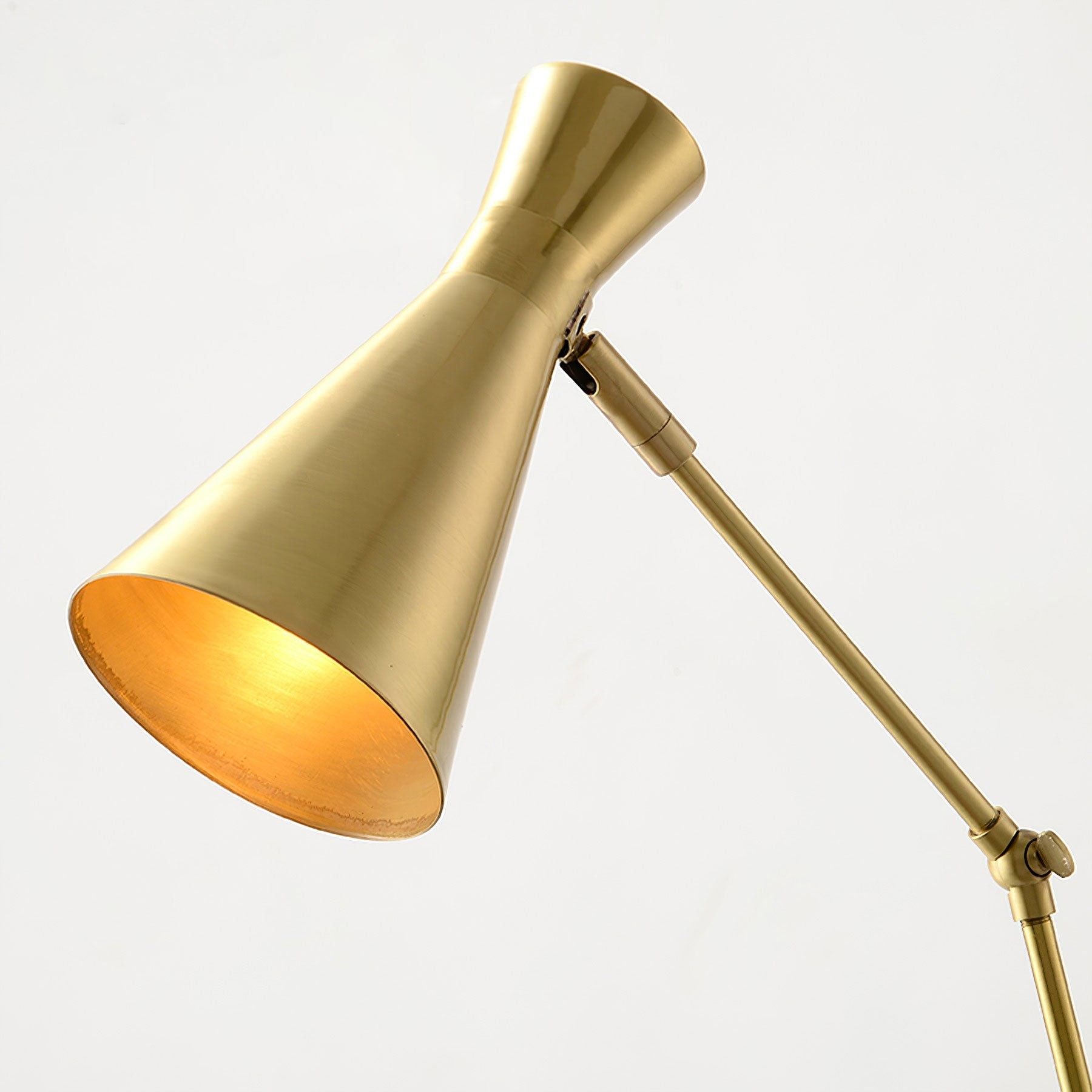 Met frameondersteuning staande lamp HL1201