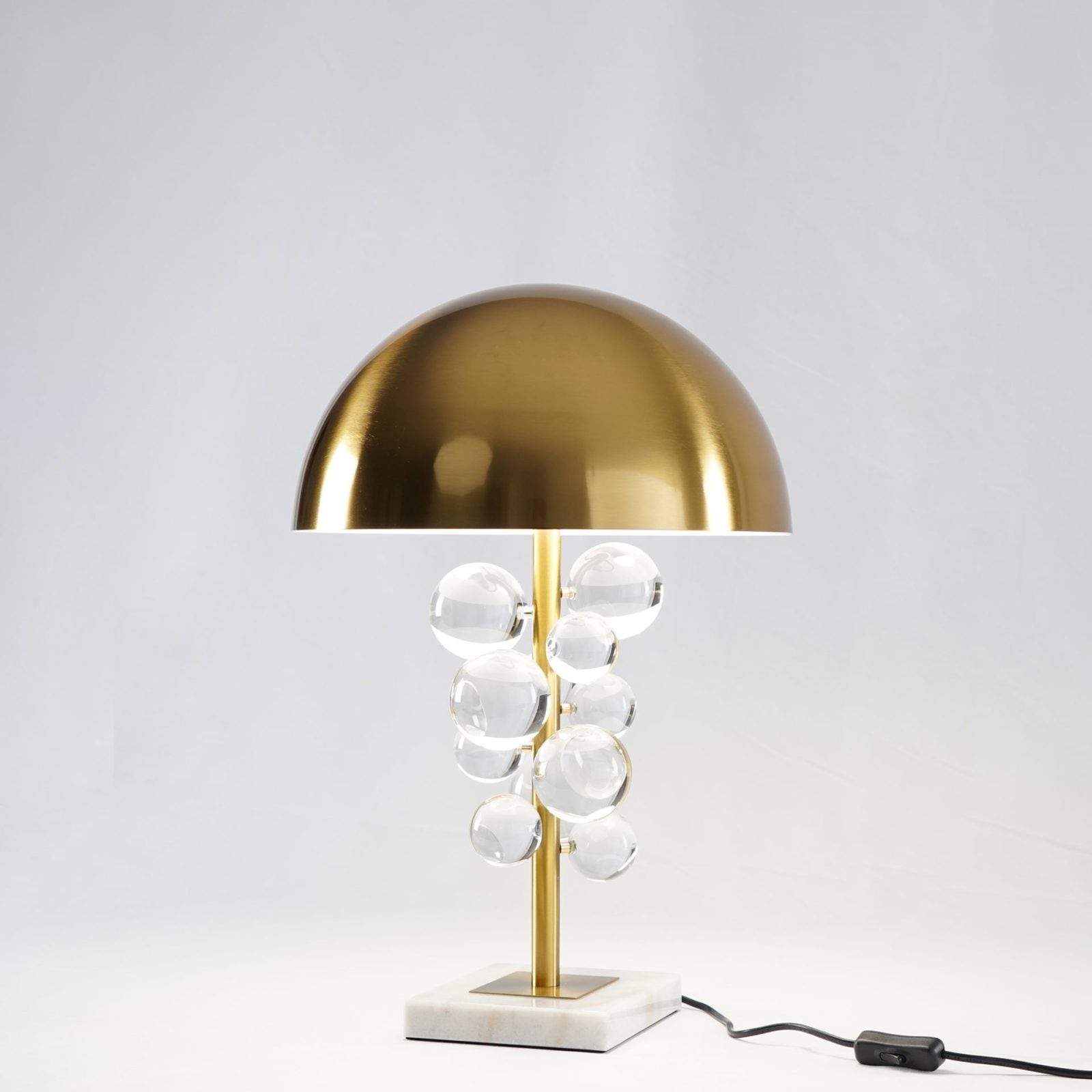 Moderne creatieve metalen tafellamp HL535