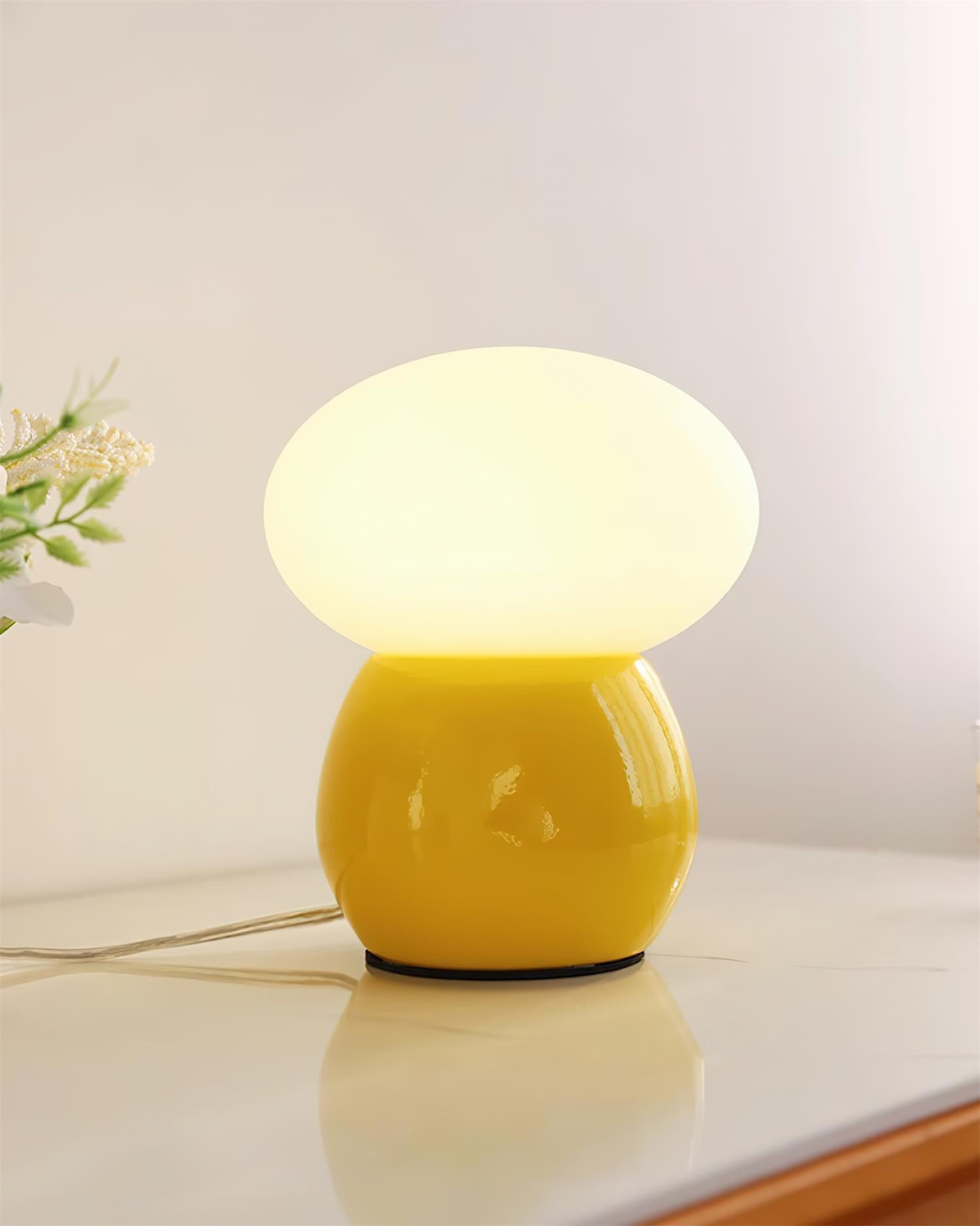 Moderne crèmekleurige paddestoel tafellamp HL904