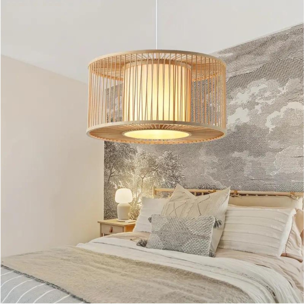 Hanglamp van bamboe met nachtvlindermotief HL3453