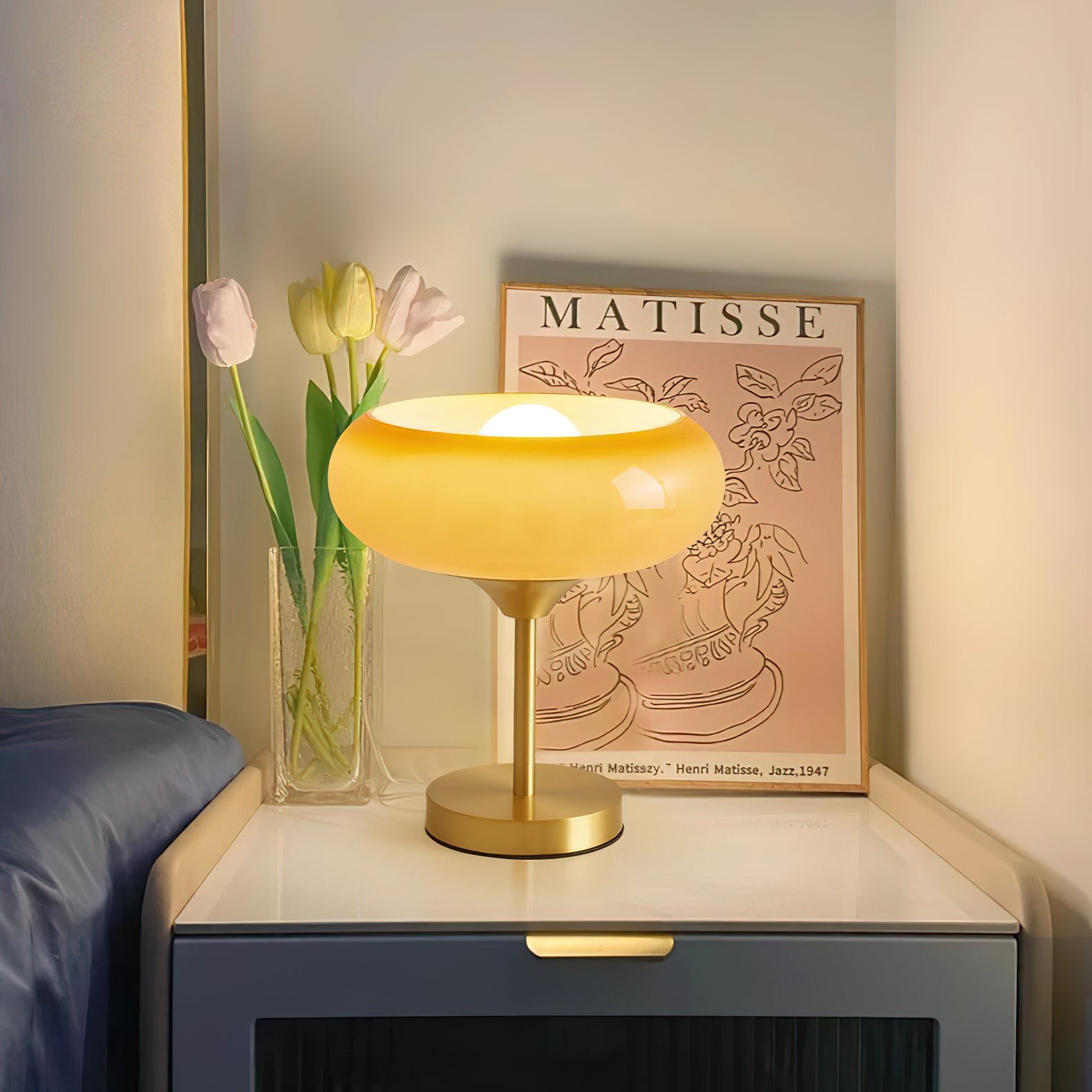 Glazen tafellamp in de vorm van een eiertaart HL2996