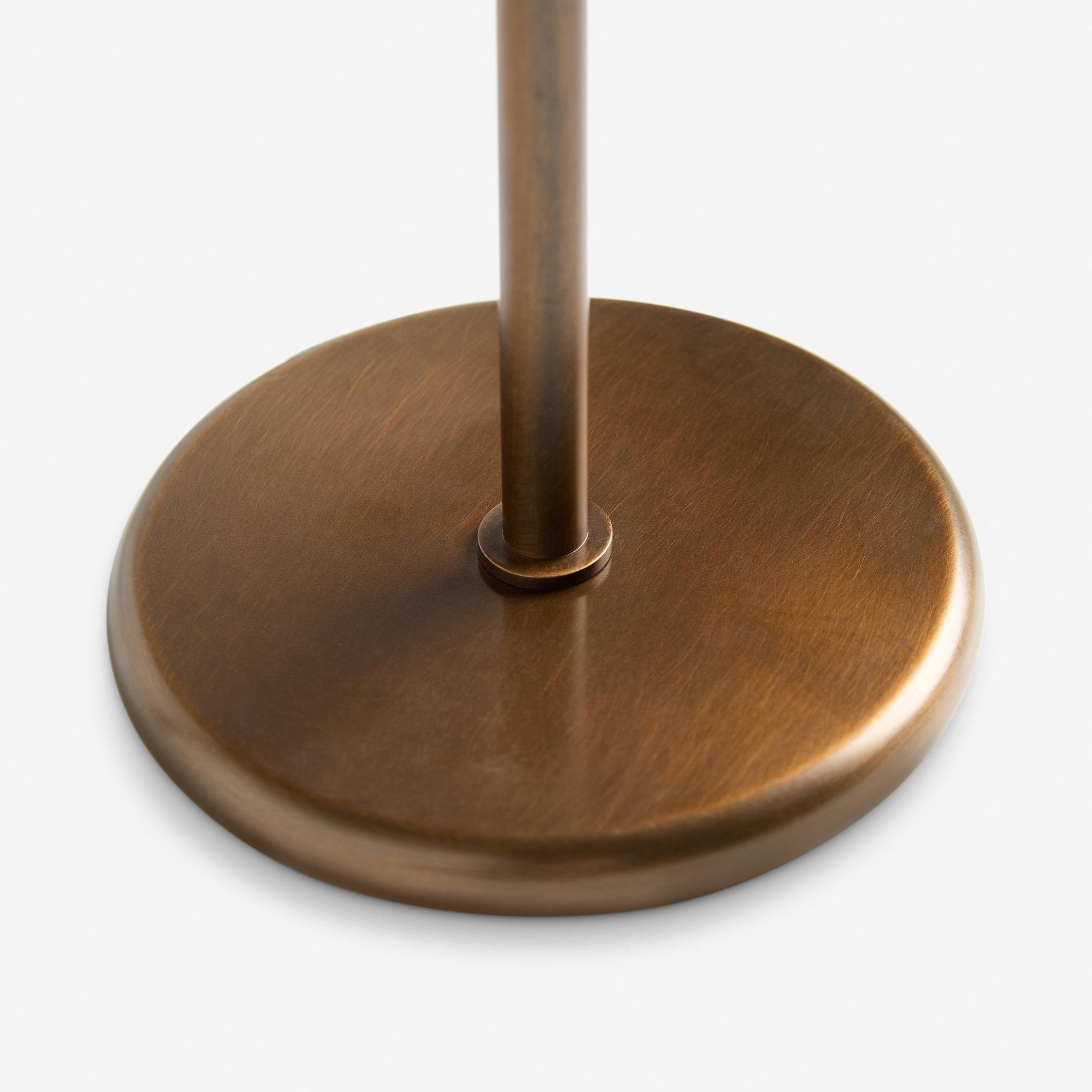 Lustrona bureaulamp met geperforeerde kap van messing - moderne vintage accentlamp HL1871