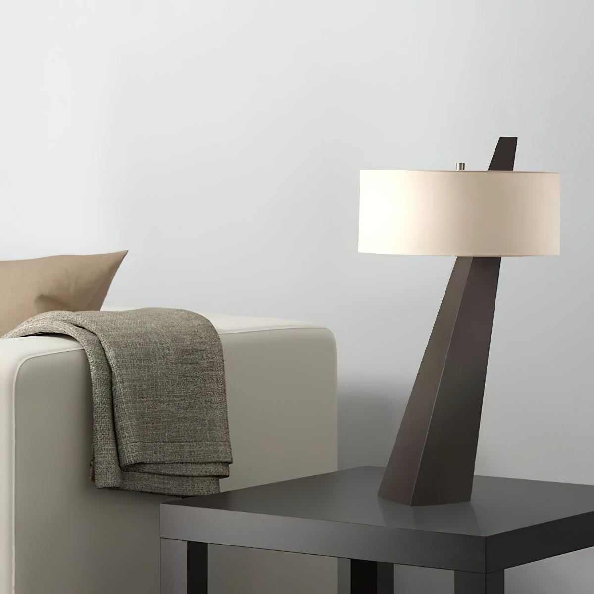 Jett Obelisk tafellamp HL3014