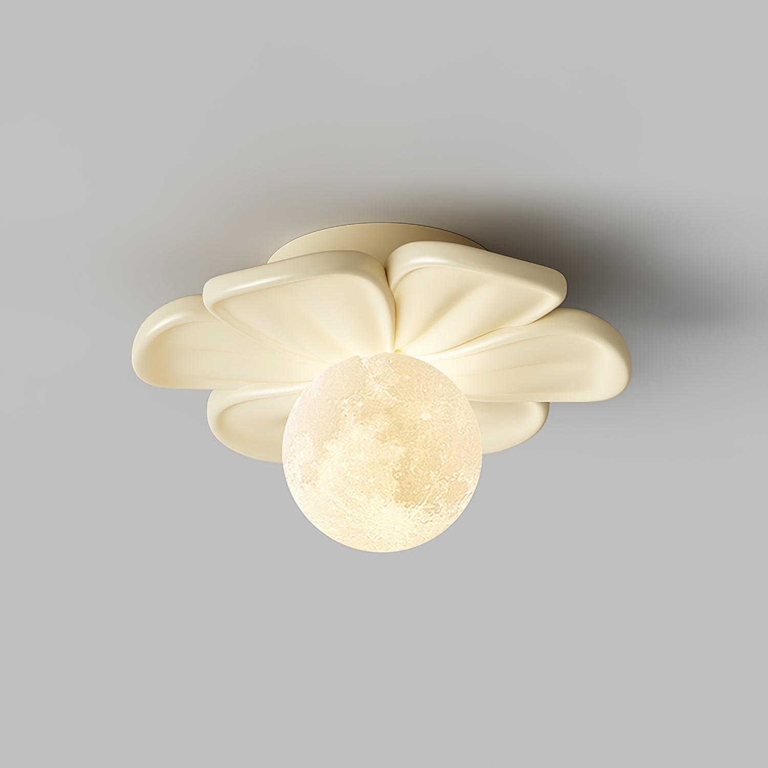 Crèmekleurige bloemvormige plafondlamp HL2961