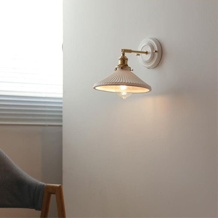 Vintage Japanse keramische messing wandlamp met 1 lamp HL1400