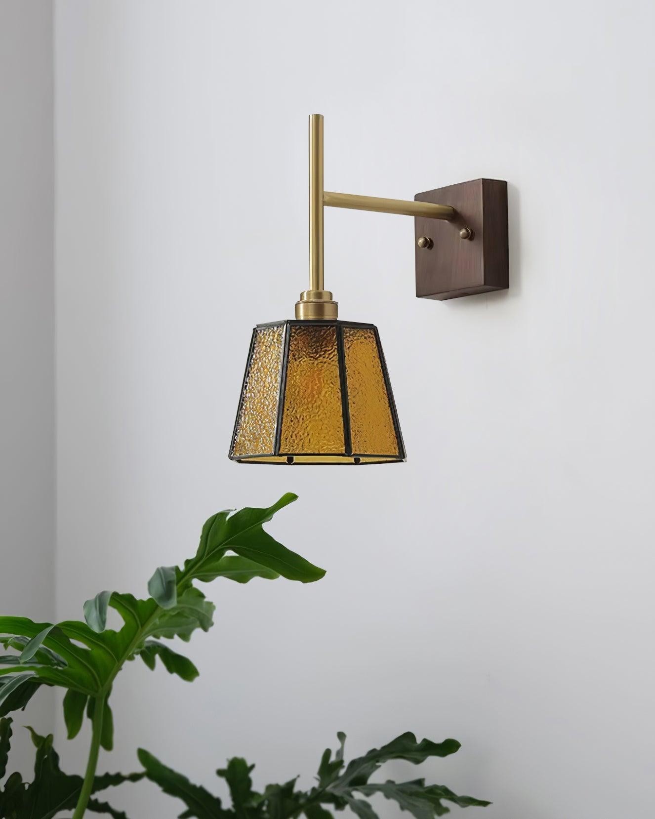 Vintage messing walnoot wandlamp HL843