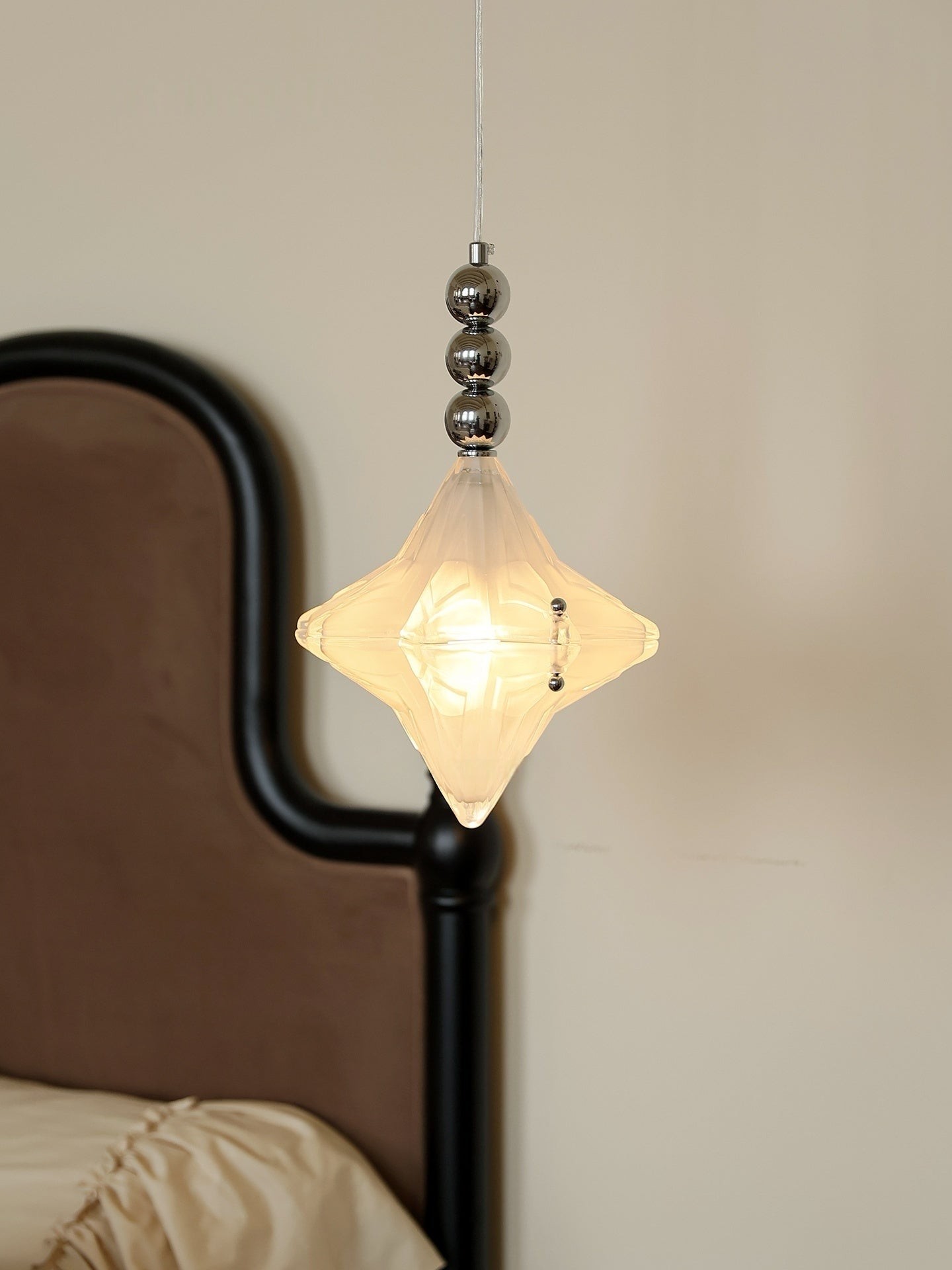 Art Deco Astris Elara Star hanglamp - hanglamp van matglas met geometrische stijl HL1792