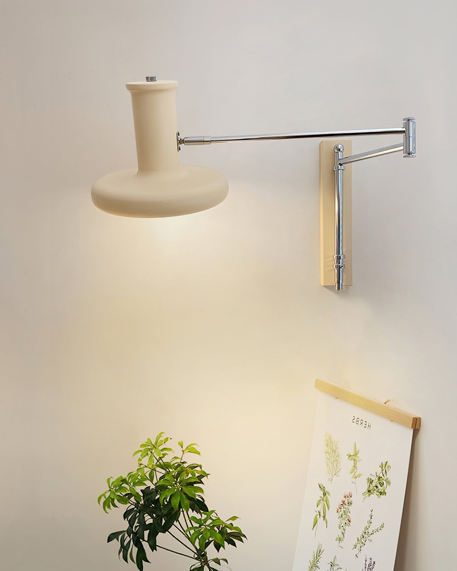 Moderne crèmekleurige metalen wandlamp met zwenkarm HL1089