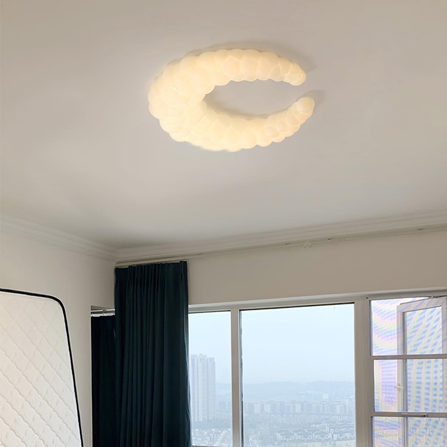 Crèmekleurige maanplafondlamp HL364