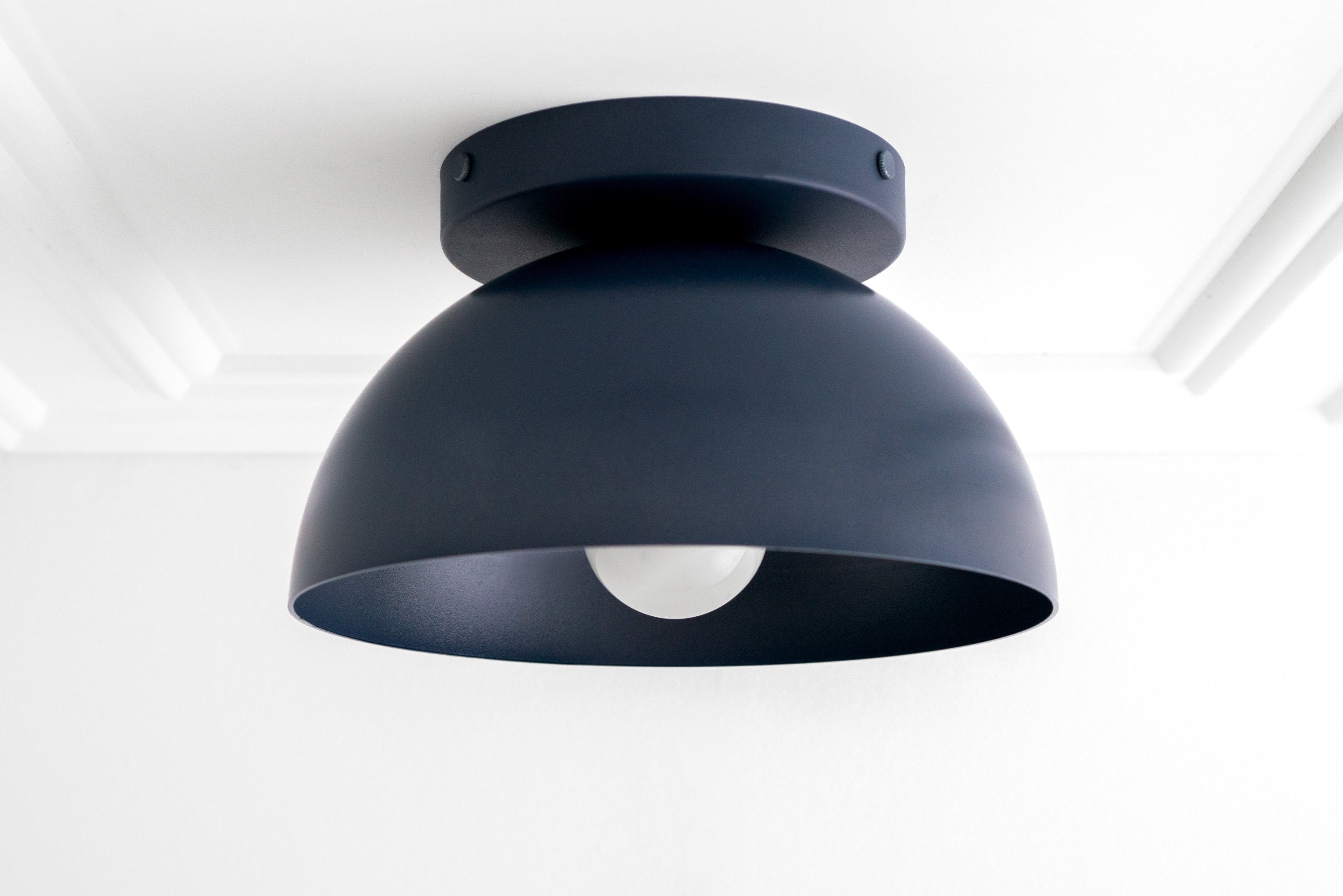 Metio Dome Shade Plafondlamp - Moderne Gekleurde Metalen Lamp voor Woonkamer en Slaapkamer HL1733