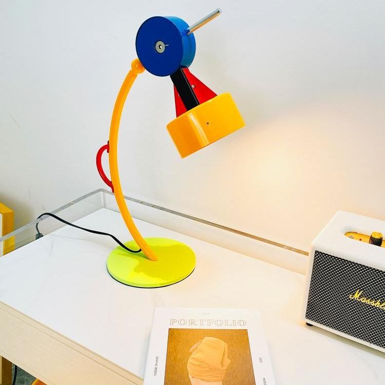 Creatieve kleurrijke geometrische tafellamp voor kinderkamer HL131