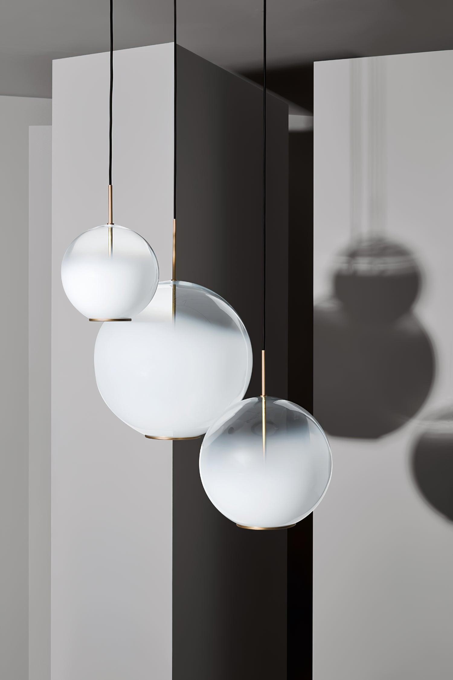 Eenvoudige bolvormige druppelvormige glazen hanglamp HL888