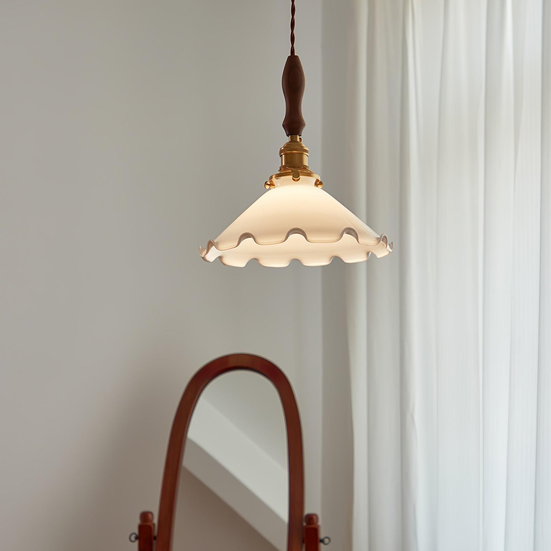 Vintage witte glazen hanglamp met rok HL428