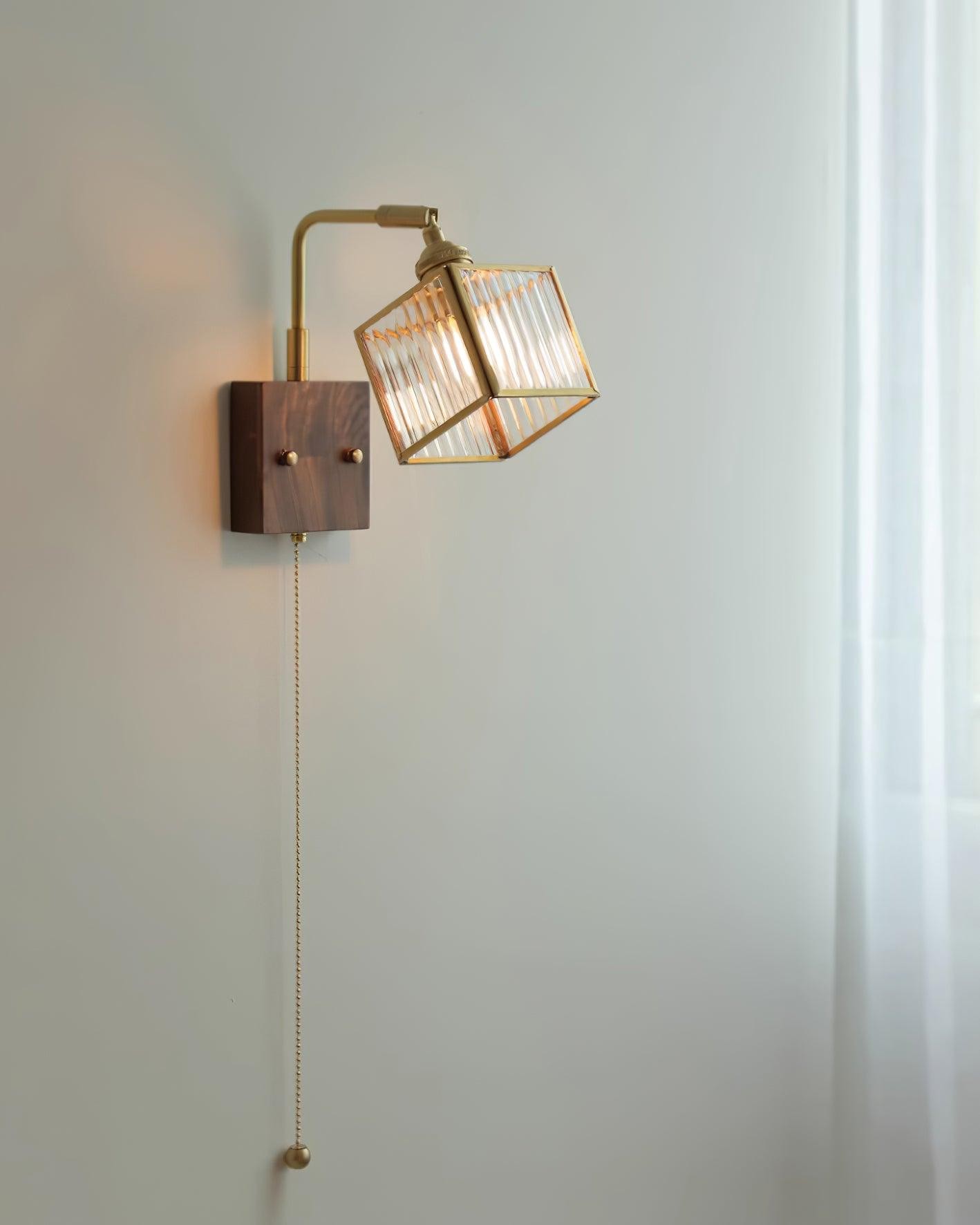 Vierkante glazen verstelbare houten wandlamp HL671