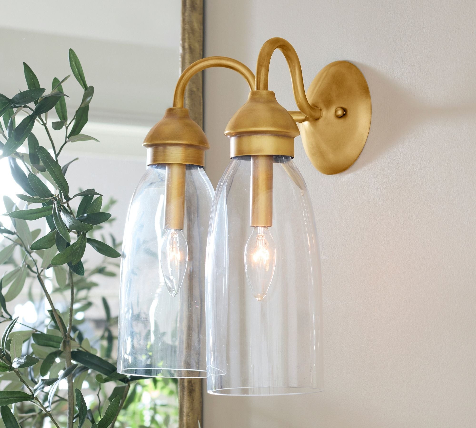Halstead wandlamp HL3174