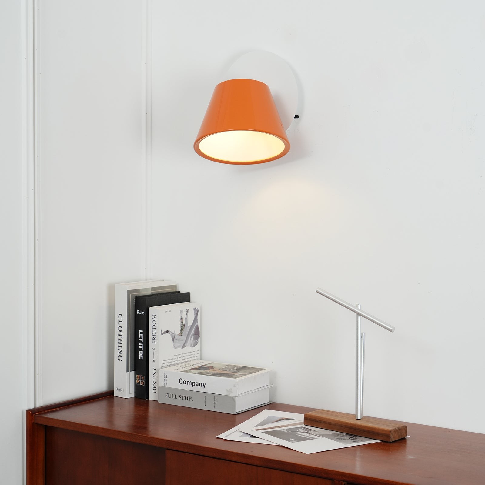 Eenvoudige leeslamp voor aan het bed in de slaapkamer HL478