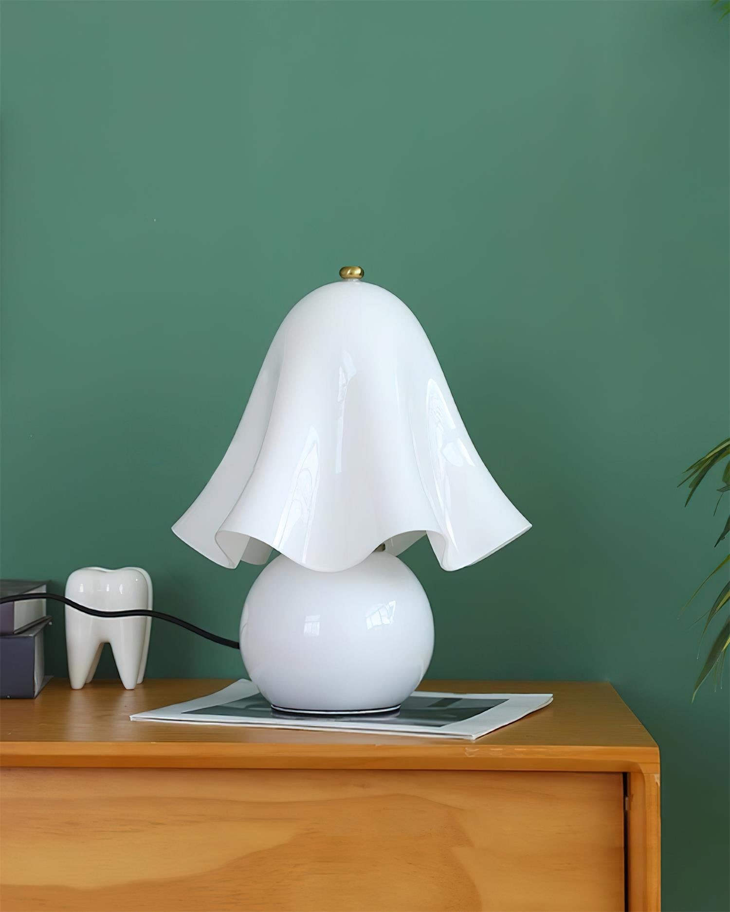 Bellina Decoratieve Tafellamp - Sculpturale Klokvormige Bloemvorm HL1644