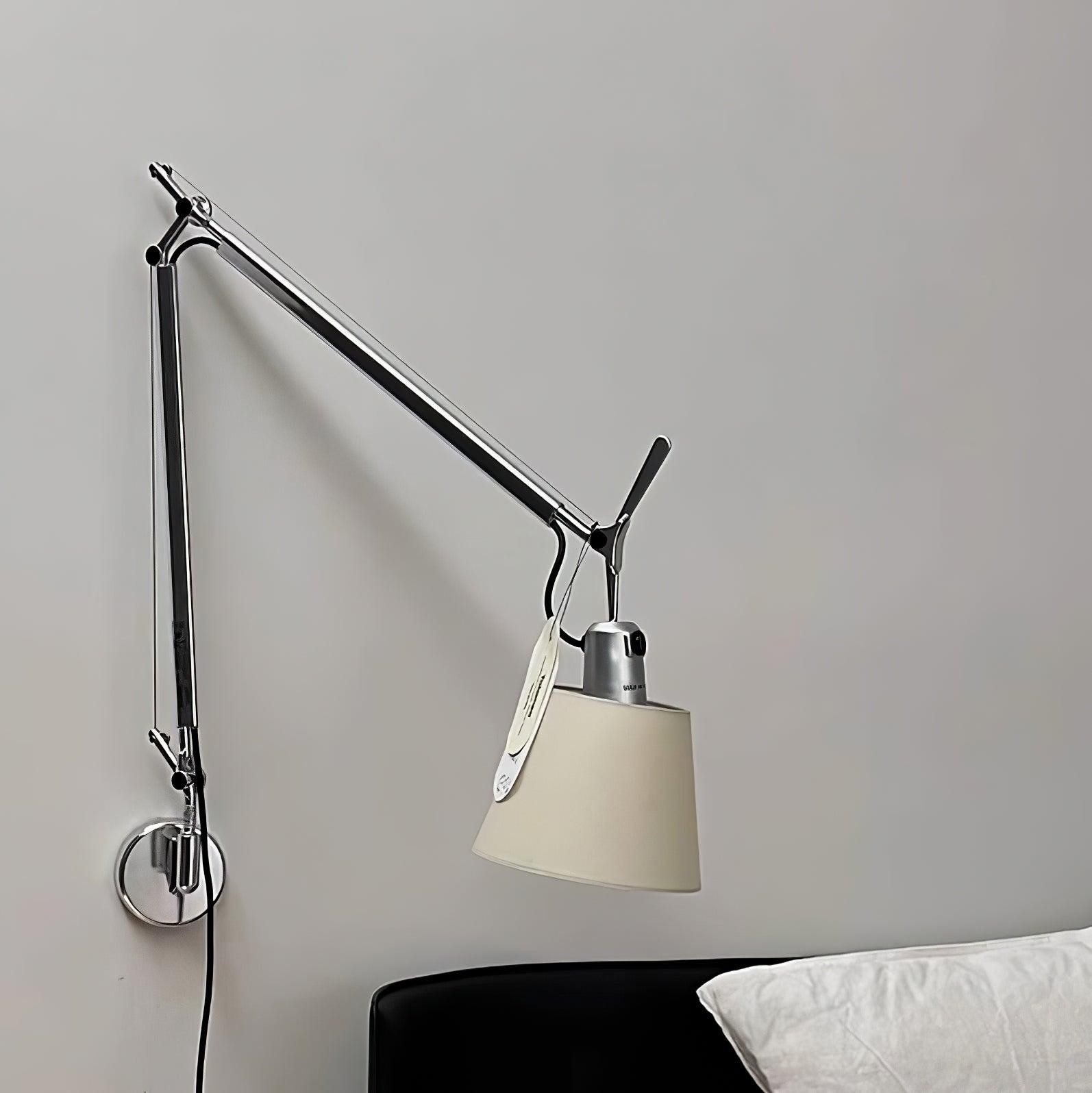Moderne metalen wandlamp met emmerdesign en wip HL1109