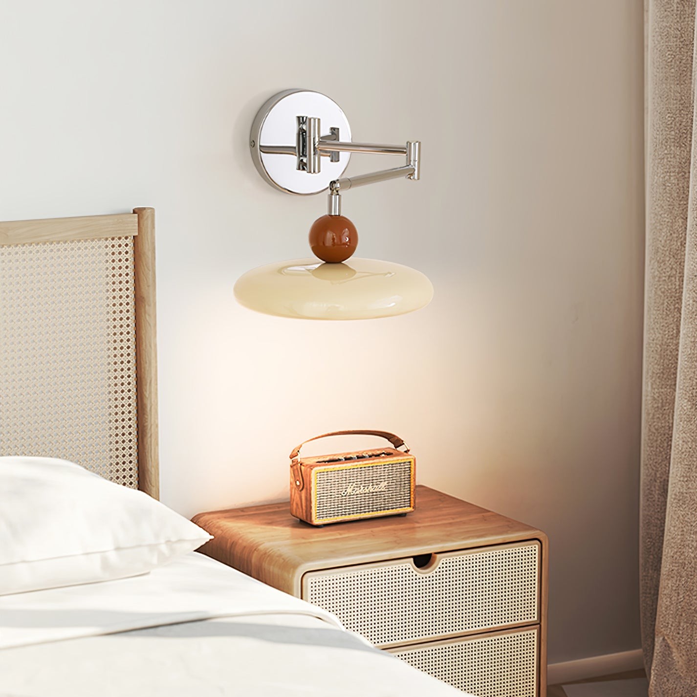 Creatieve crèmekleurige stijl draaibare wandlamp met zwenkarm HL609