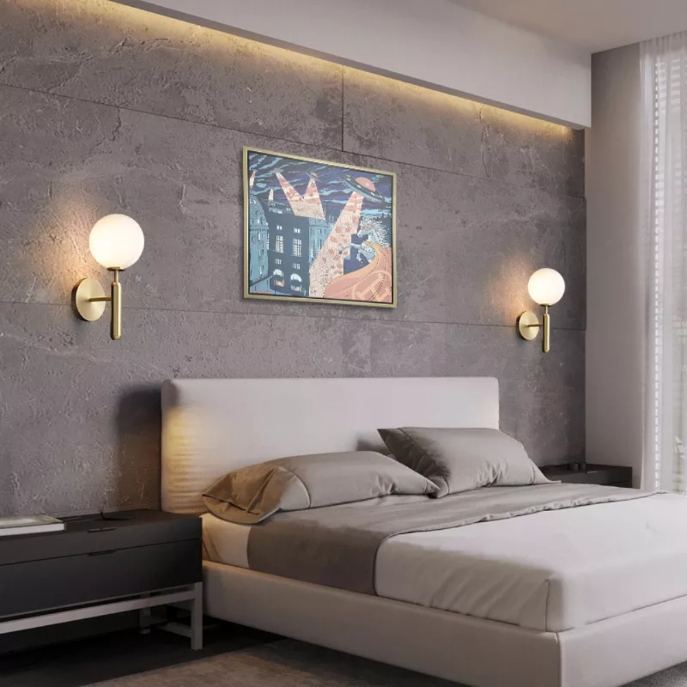Moderne metalen wandlamp met melkachtige gloed HL3344