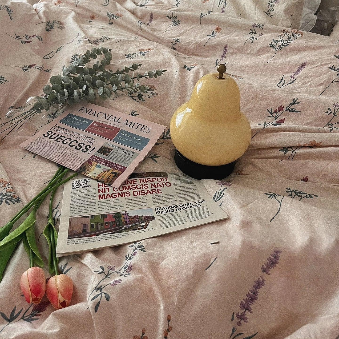 Schattige peervormige tafellamp HL629